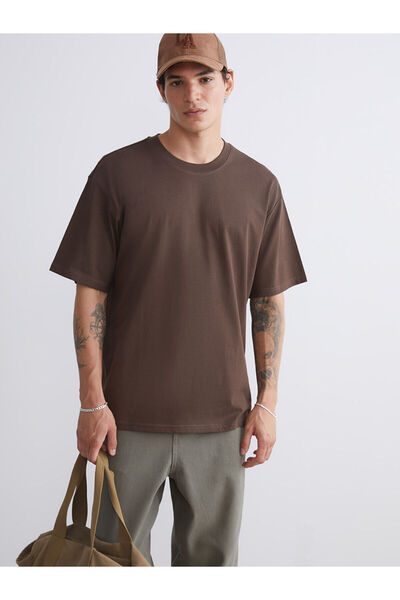 LC Waikiki Ανδρικό μπλουζάκι από χτενισμένο βαμβάκι σε καφέ χρώμα