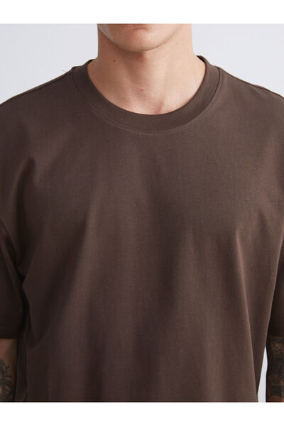 LC Waikiki Ανδρικό μπλουζάκι από χτενισμένο βαμβάκι σε καφέ χρώμα