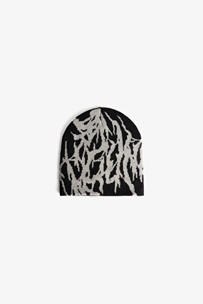 Bershka Jacquard beanie