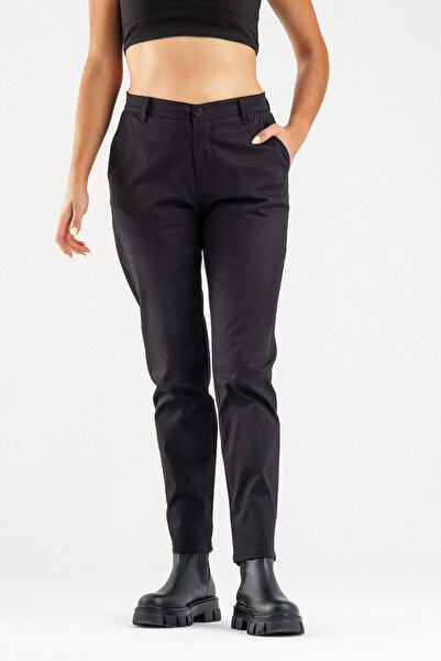 Bold & Young Women's Lycra Cotton Fabric Side Pocket Trousers