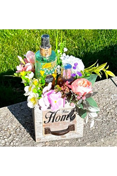 velve Pachet Sweet Home, gel de dus,spray de corp,hortensii de sapun,flori si...