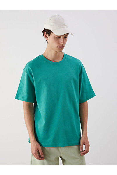 LC Waikiki Nevavm Oval Collar Combed Cotton Men's T-Shirt with a Difference