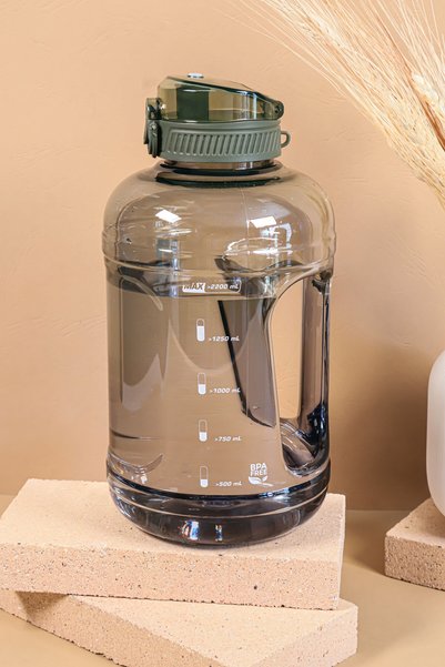 Poomy 2200 ml Suluk 2.2 Litre - Kilitli Kapaklı Geniş Hacimli Matara Yeşil
