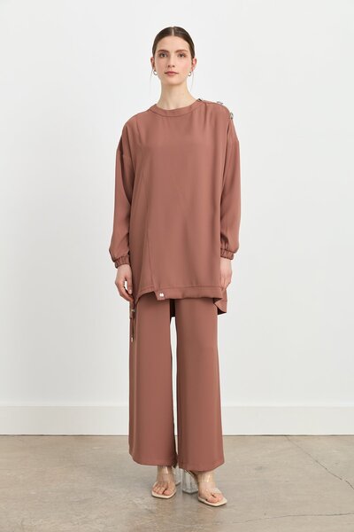 Nihan Yaka Detaylı Pantolon Tunik Takım Açık Kahve