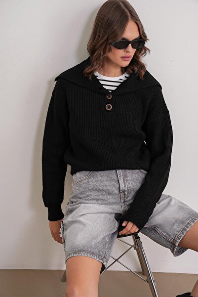 Mixray 6900 Women's Buttoned Turn-Down Collar Knit Sweater Black