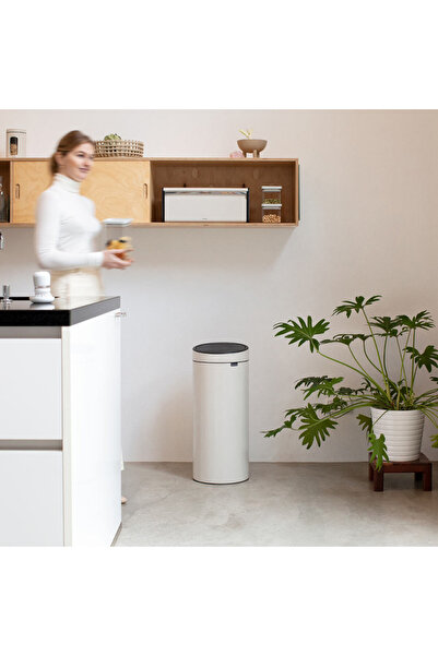 Brabantia Touch Bin New 1005544, 30 l, Silent and soft closing, Beige