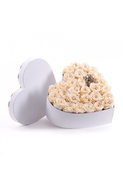 velve Aranjament floral crem in cutie inima alba cu trandafiri sapun, alb-crem