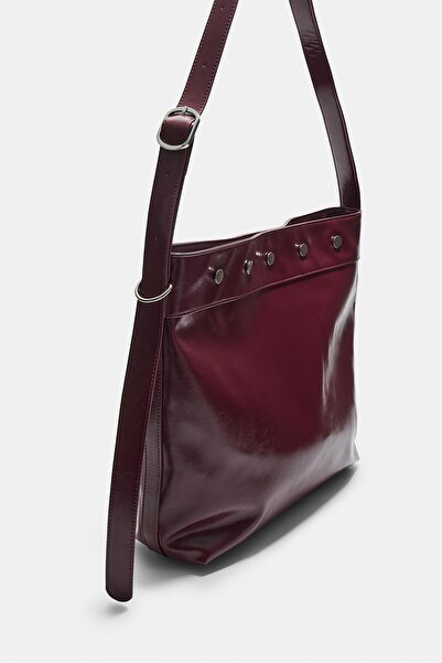 Stradivarius Studded bucket bag