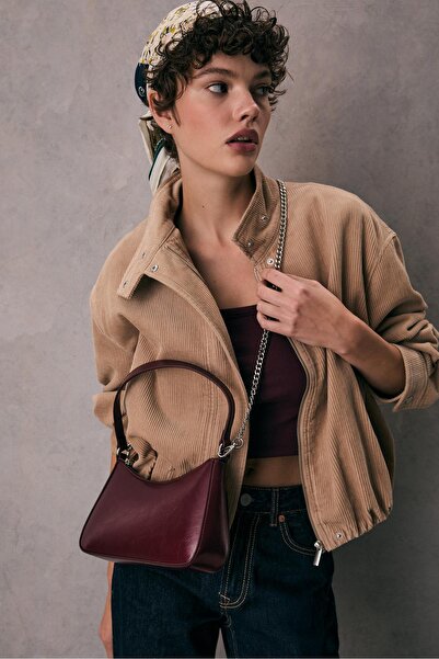 Stradivarius Shoulder bag with chain