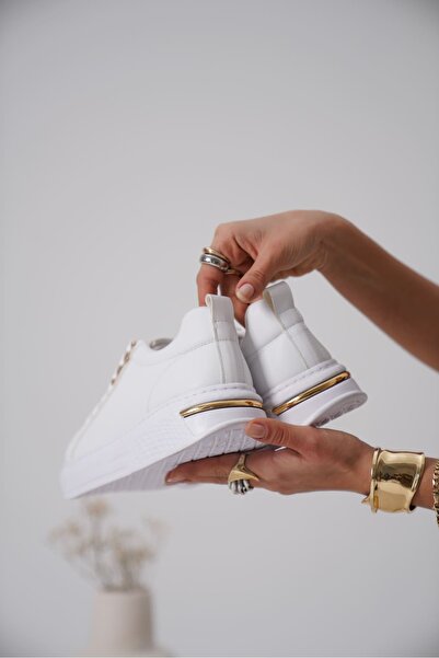 Zerenyus Nova Premium Women's White Sneaker with Gold Detail