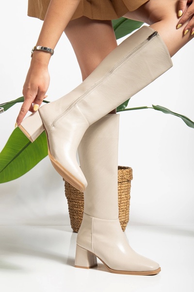 GULT Kadın Küt Burun Çizme