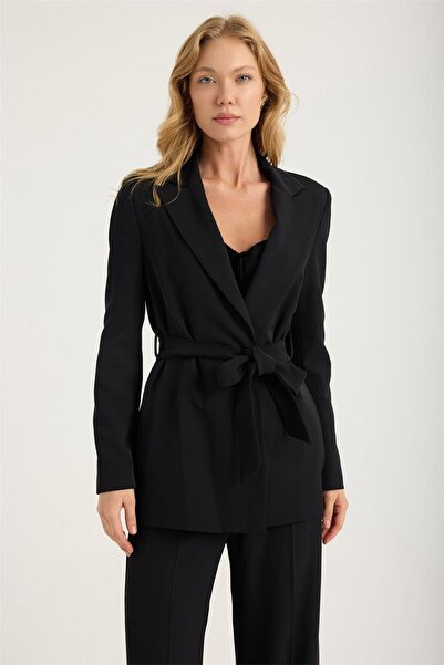 HomeStore Kuşak Bağlı 2 Cep Ceket