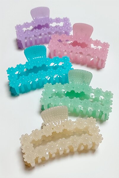 Ayena Moda مشبك مزلاج مربع ملون 8 سم