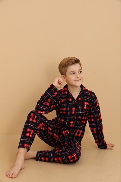zahider Erkek çocuk pamuklu ekoseli süet düğmeli pijama takımı (bir beden büyük alabilirsiniz)