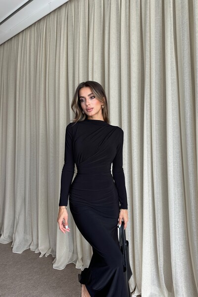 MAT Collection Kadın Siyah Drapeli Uzun Kollu Arka Yırtmaçlı Uzun Elbise