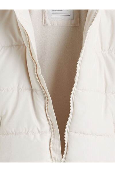 LC Waikiki Bej Kapüşonlu Kız Çocuk Mont