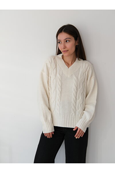 Butik Una Fiaba-Ekru Women's V-Neck Soft Textured Hair Knit Sweater