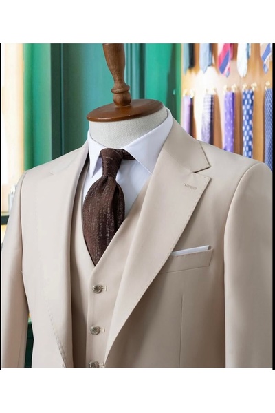 ilayda emir Silver Button Beige Vest Suit