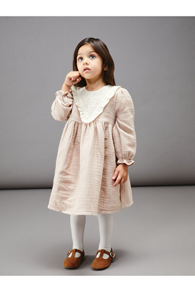 LC Waikiki Yeni Sezon Bebe Yaka Müslin Kız Bebek Elbise