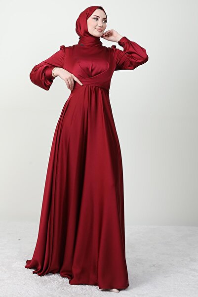 GİYZAMİLA فستان سهرة بحزام متقاطع باللون العنابي