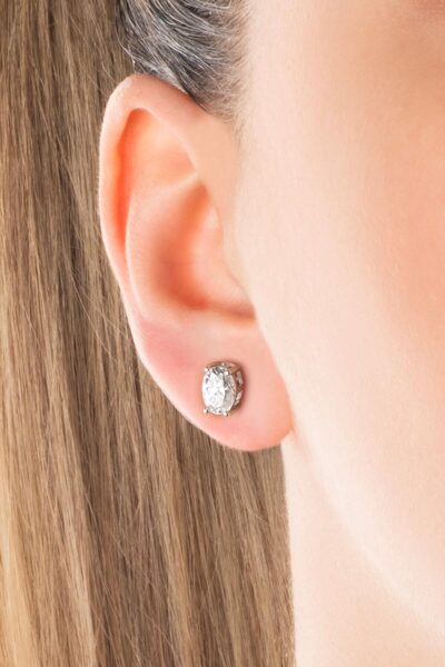 So CHIC... Mozanit Diana 18 Ayar Beyaz Altın Kaplama Gümüş Tektaş Küpe