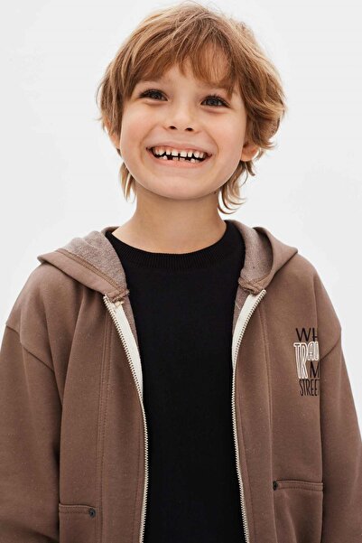 HAUSEkids 8-14 Years Old Street Style Boys' 3-Piece Set-Mocca