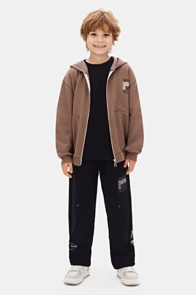 HAUSEkids 8-14 Years Old Street Style Boys' 3-Piece Set-Mocca