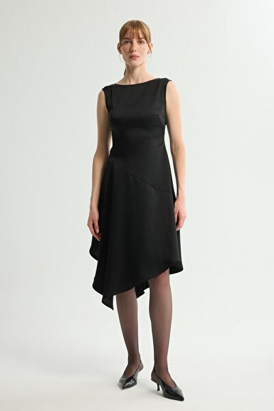 Love My Body Asimetrik Saten Elbise