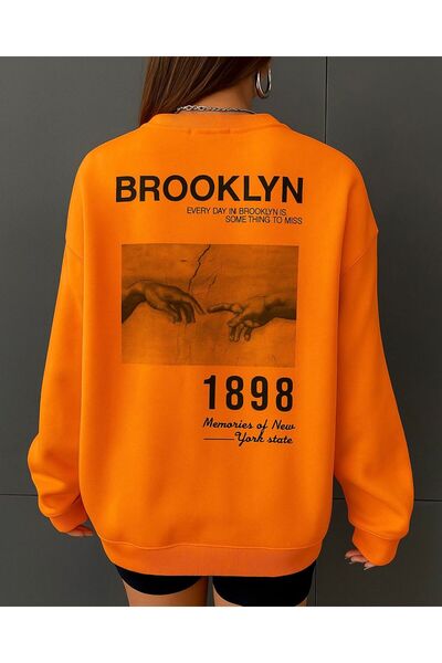 DM DOLCE MORE سترة رياضية يونيسكس مطبوعة من قماش بروكلين الممشط بثلاث خيوط