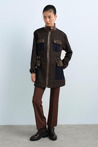 Nihan Cep Detaylı Dik Yaka Ceket Lacivert