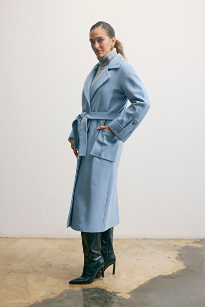KENT Long Blue Coat with Collar Detail