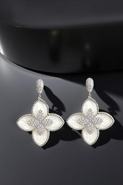 Atelier Duygu Liora Küpe