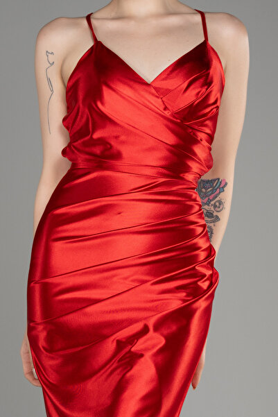 Abiyefon Kırmızı Sırt Dekolteli Saten Kısa Davet Elbisesi ABK2078
