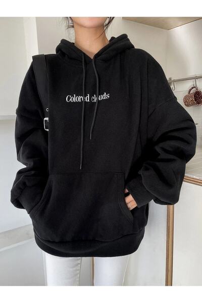 Mythologie Суитчър с цветни облаци - черна качулка с голяма панделка с принт