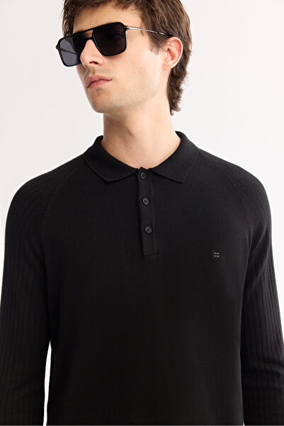 Avva Мъжки черен пуловер с поло яка, копчета, мека текстура и редовна кройка A52Y5030