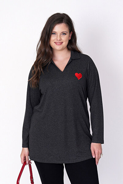 Büyük Moda Heart Embroidered Thin Knitting Blouse