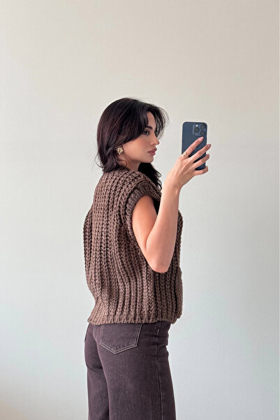 Eka Жіночий кавовий светр з грубої в'язки 1014-2395