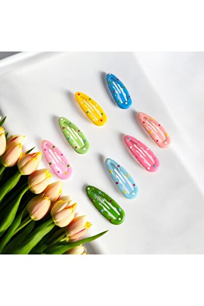 Store 8 assorted color snap fasteners