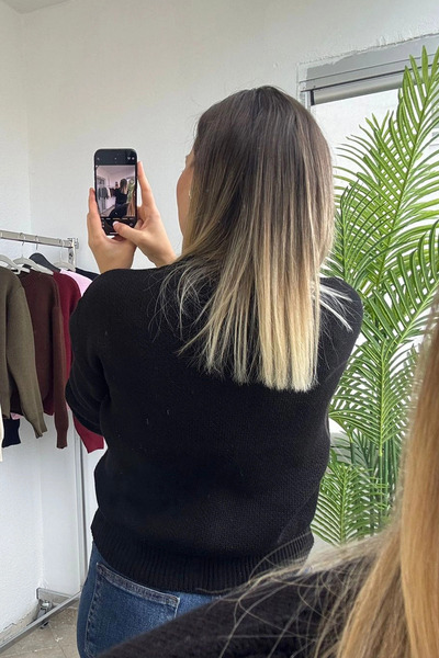 Kubos Moda Чорний кардиган з деталями у вигляді сердечок та велосипедним коміром