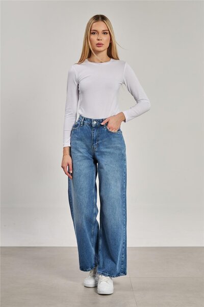 BARRELS AND OIL Women's crew neck long sleeve bodysuit - white