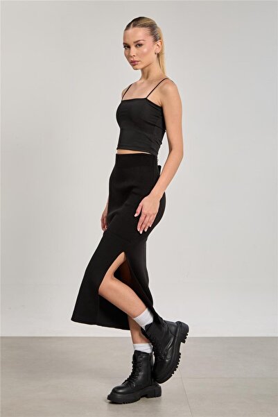 BARRELS AND OIL Women's knitted pencil skirt - black