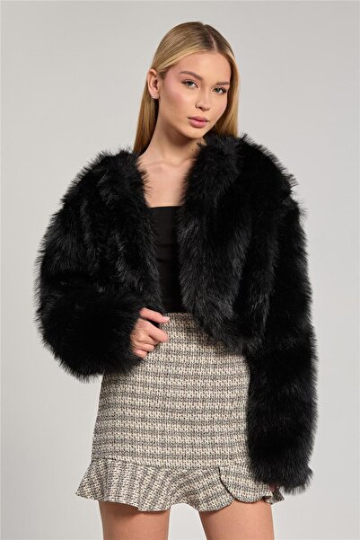 BARRELS AND OIL معطف قصير من الفرو للنساء - أسود