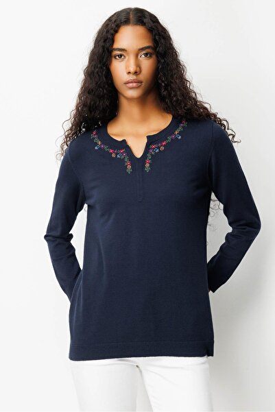 Desen Triko Women's Crew Neck Floral Embroidered Blouse Dark Blue