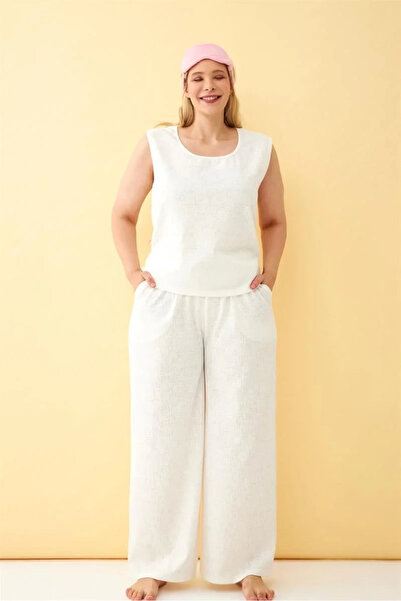 Beruflic Women's Ecru Linen Jacquard Plus Size Bottom Top Set