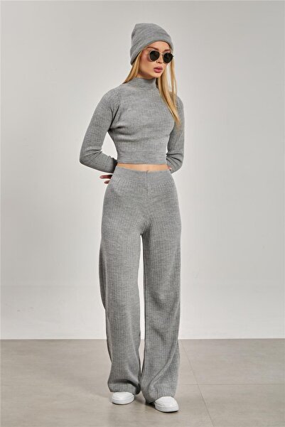 BARRELS AND OIL Women's Crop Sweater Pants Two-Piece Set - Gray