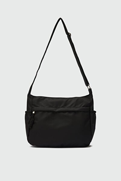 Shule Bags حقيبة كروس أمو متعددة الجيوب باللون الأسود