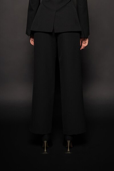 Thalure Kadın Siyah Bol Paça Pileli Pantolon