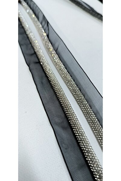 ALTAY AKSESUAR شريط حبل بحافة مطرزة بالأحجار على التول الأسود