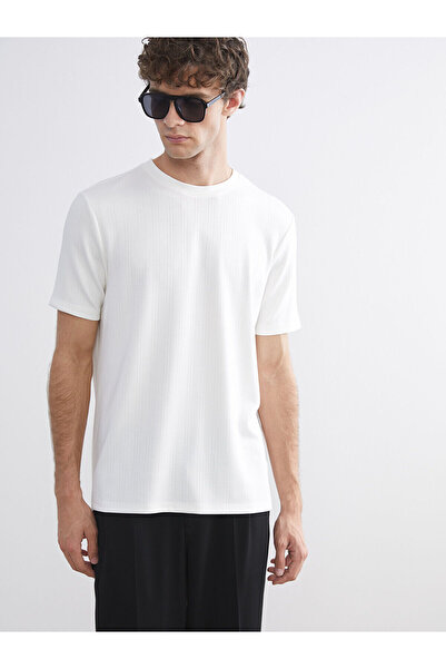 LC Waikiki Ανδρικό μπλουζάκι Ecru Crew Neck