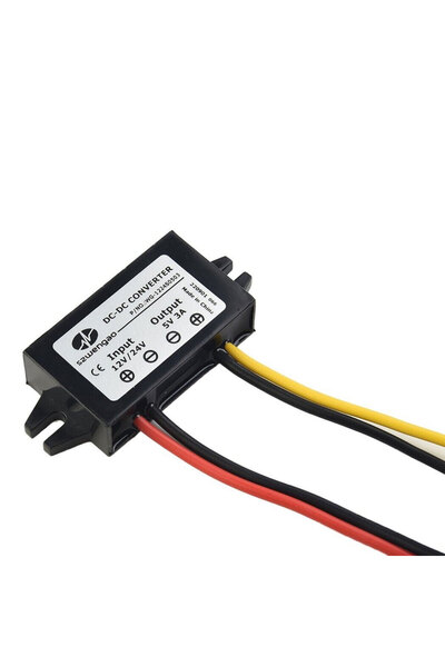Generic محول خفض الجهد DC/DC 12 فولت إلى 5 فولت 3 أمبير 15 واط، حماية تلقائية من الحرارة المنخفضة ومقاومة للماء